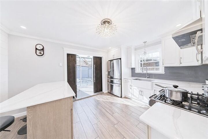 Property Photo: 518 Tennyson Drive NY 10312