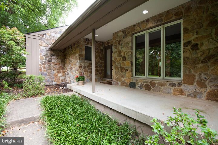Property Photo: 1400 Hickory Hill Rd PA 19317