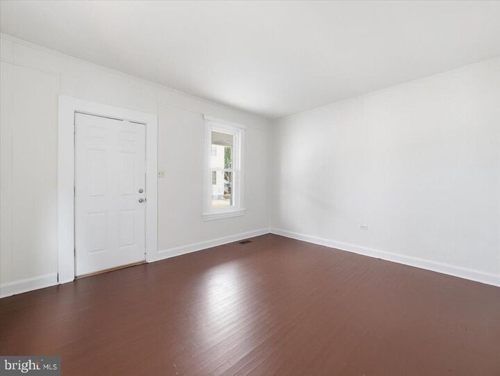 Property Photo:  204 N Cannon Avenue  MD 21740 