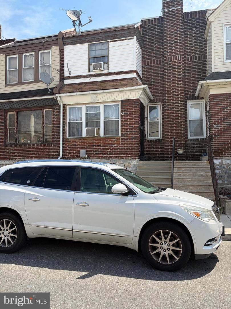 Property Photo: 1505 S 31st Street PA 19146