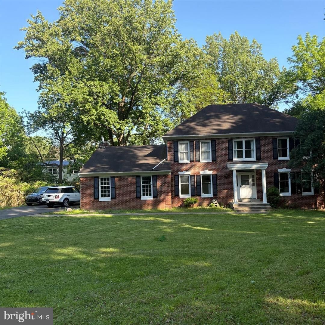 Property Photo:  3502 Holly Road  VA 22003 