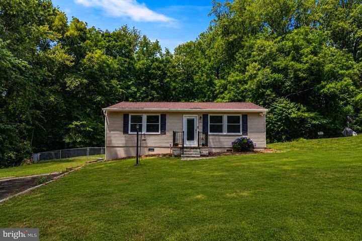 Property Photo: 8595 Fairground Road MD 20611