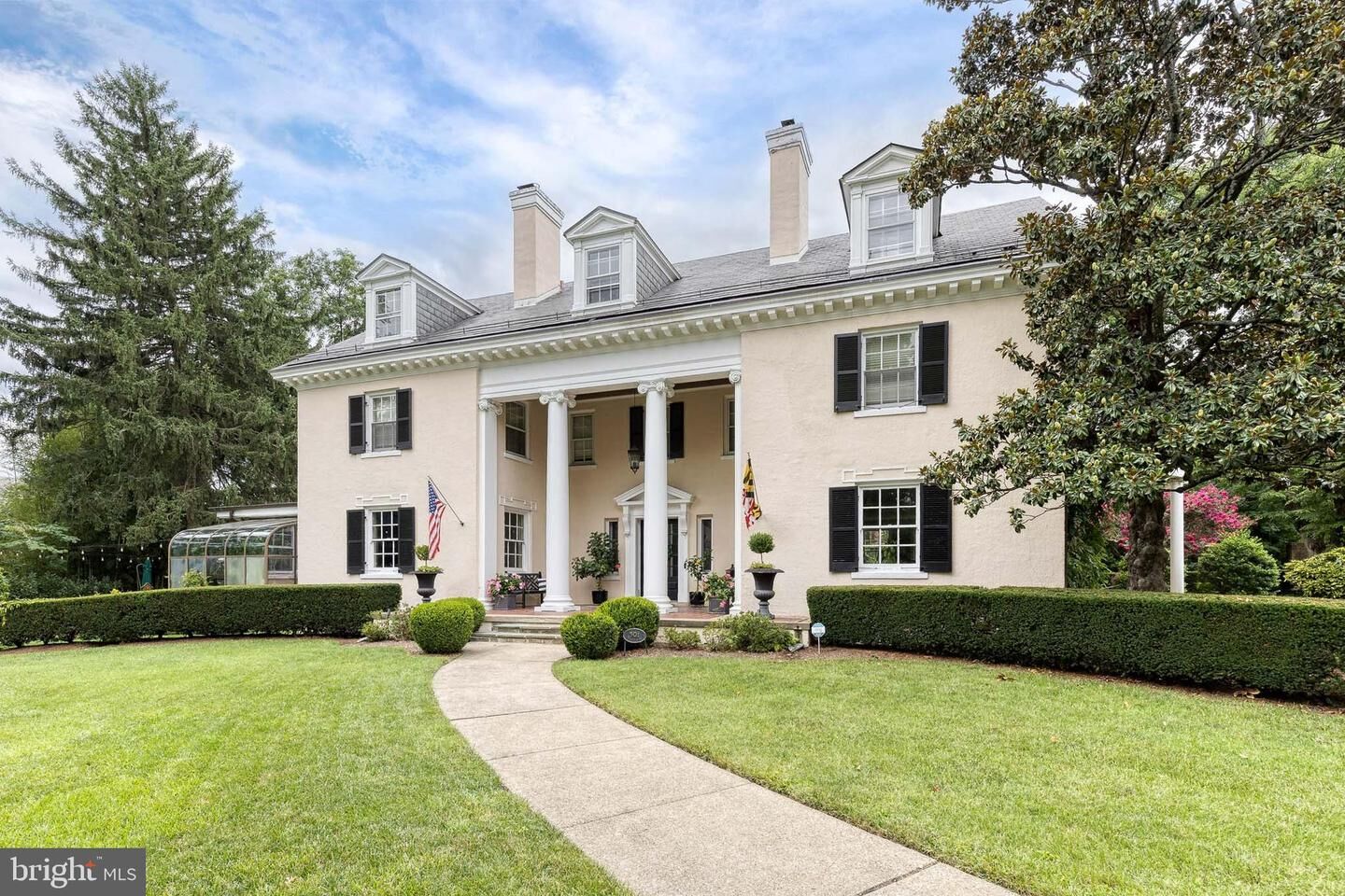 Property Photo:  501 Somerset Road  MD 21210 