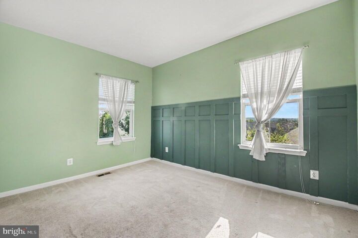 Property Photo: 3041 Chinkapin Oak Lane VA 22191