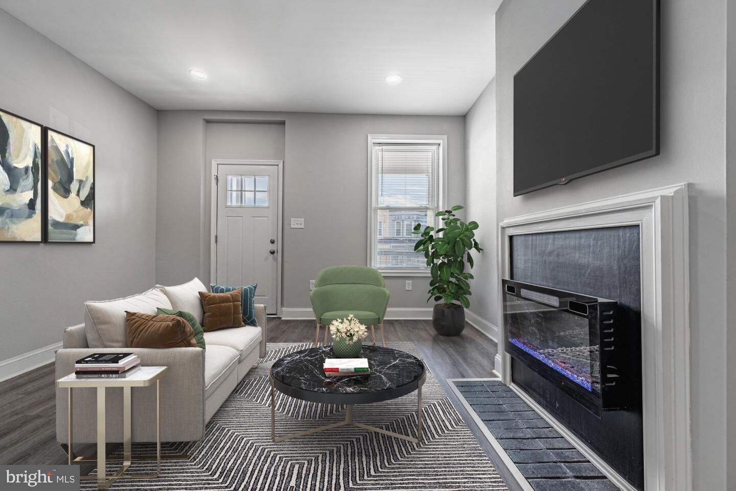 Property Photo: 708 W 34th Street MD 21211
