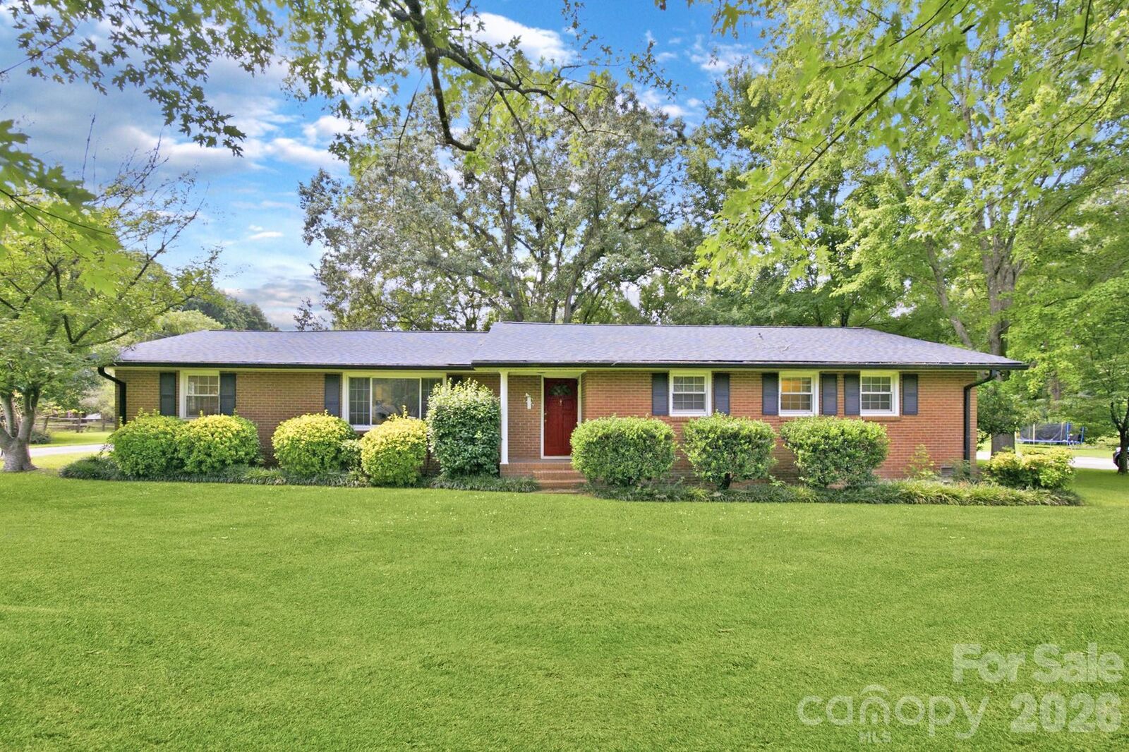 Property Photo:  13128 Blacksmith Court  NC 28105 