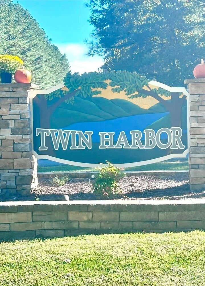 Property Photo:  110 Twin Bluff Trail C-61  NC 27306 