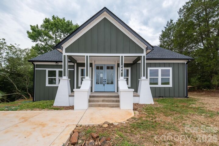 Property Photo:  317 Old Airport Road 33  NC 28677 