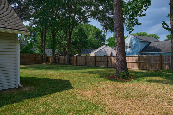 Property Photo:  103 Betsy Lane  SC 29486 