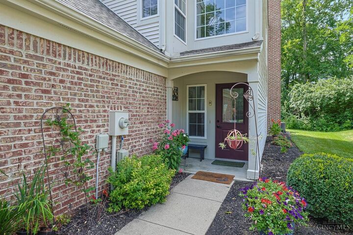 Property Photo: 431 Tokay Court OH 45255