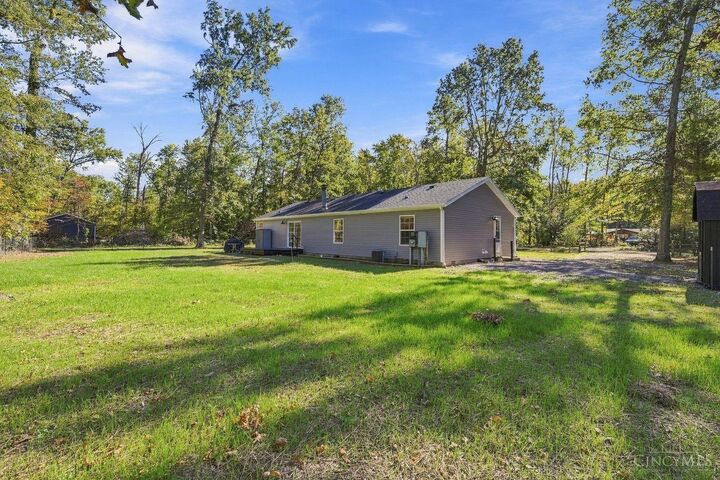 Property Photo:  1621 Kress Road  OH 45154 