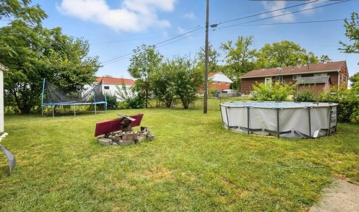 Property Photo:  1932 Ellsworth Avenue  OH 43207 