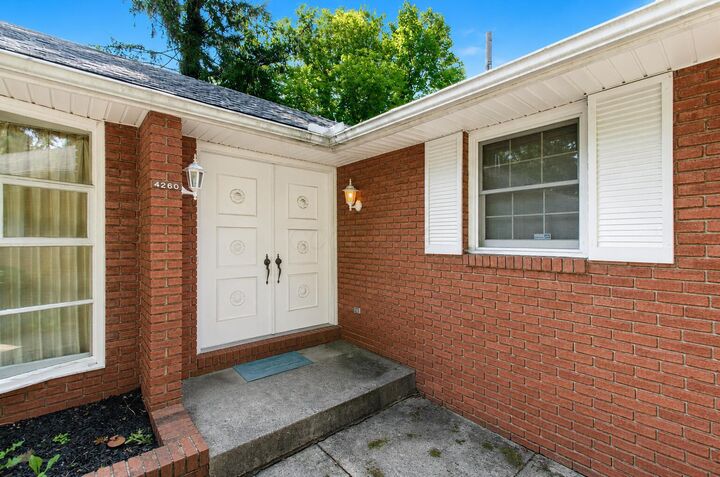 Property Photo:  4260 Oxford Drive  OH 43220 
