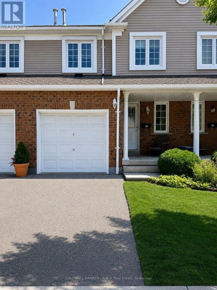 Property Photo:  10 Bassett Boulevard 115  ON L1N 9C6 