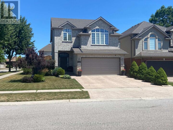 1842 Gough Avenue — photo 1