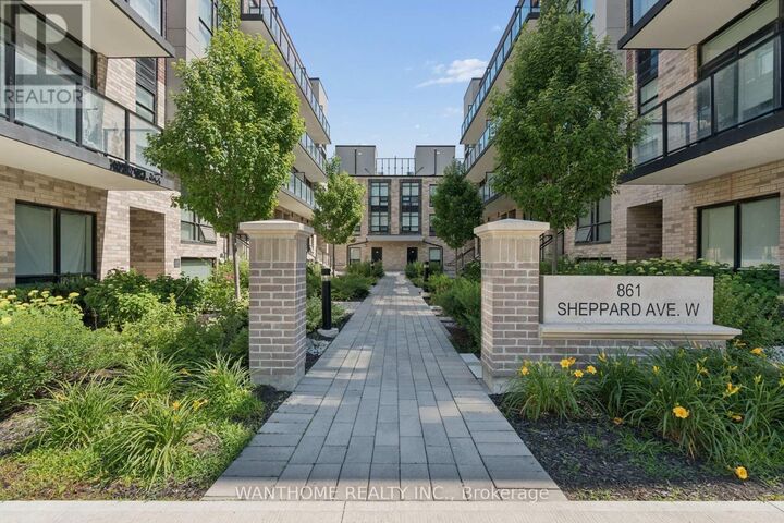 Property Photo: 861 Sheppard Avenue West 15 ON M3H 0E9