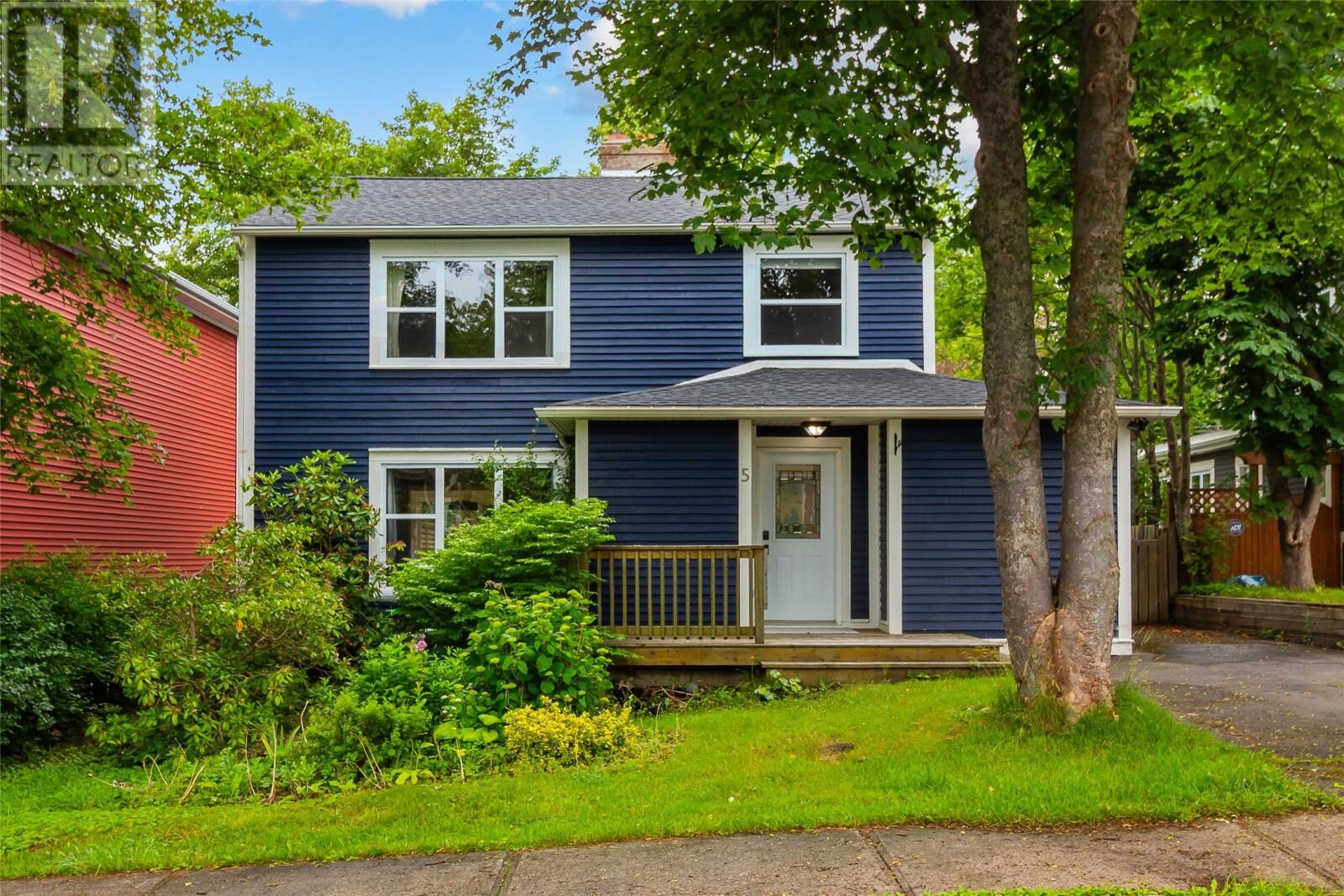 Property Photo: 5 Stoneyhouse Street NL A1B 2T5