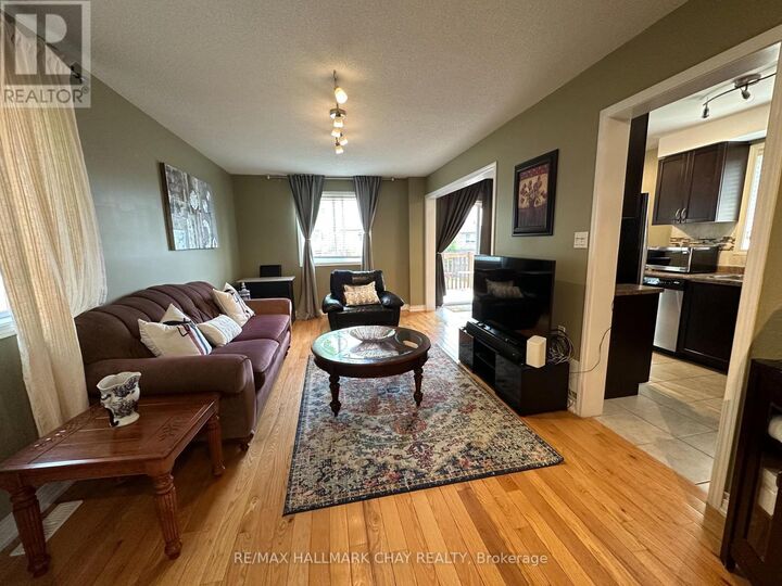 Property Photo:  54 William Paddison Drive  ON L4M 0G4 