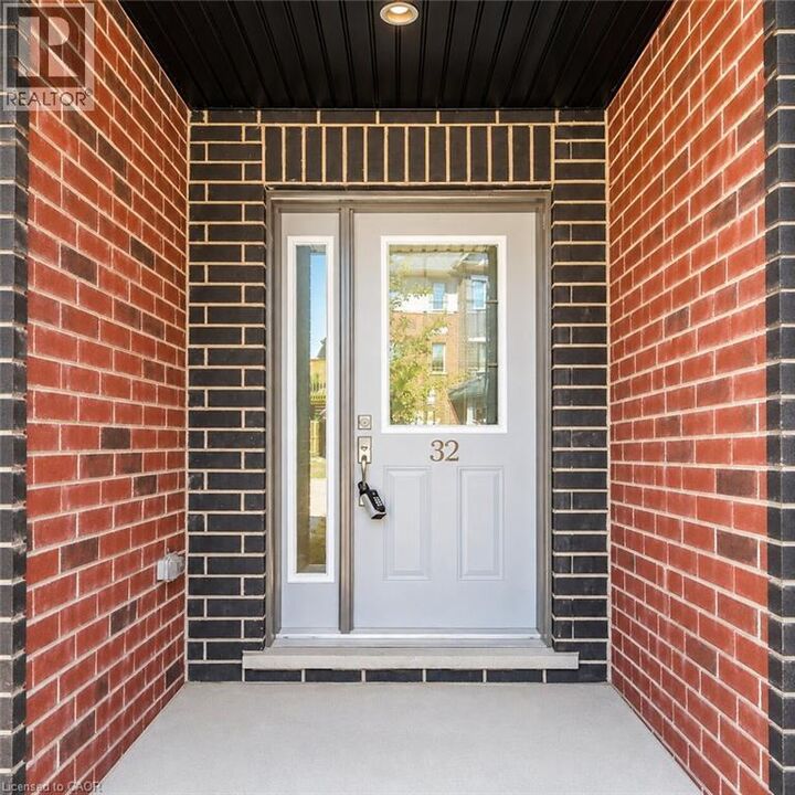 Property Photo: 311 Woolwich Street 32 ON N2K 0H4