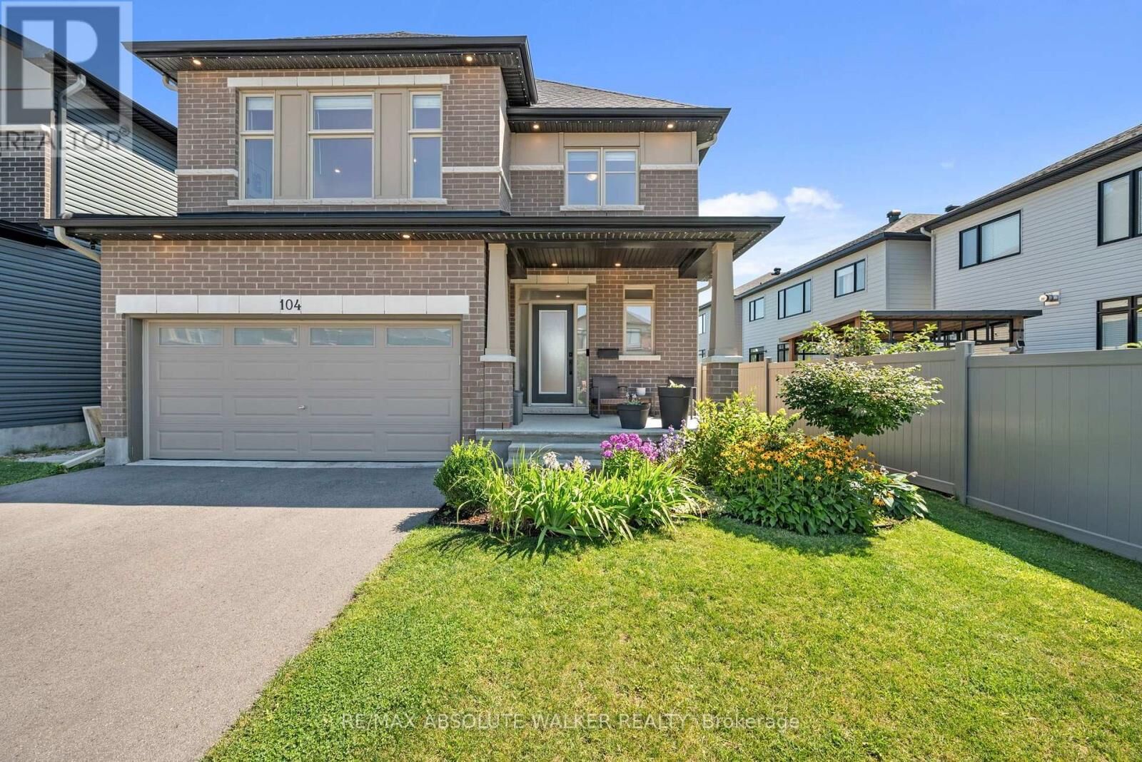 Property Photo: 104 Heirloom Street ON K4M 0L3