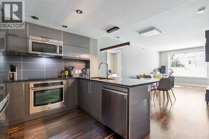 Property Photo:  1110 3 Avenue Northwest  AB T2N 1W1 