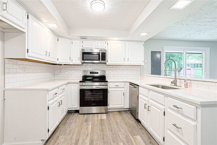 Property Photo:  7240 Rustic Woods Drive  OH 45424 