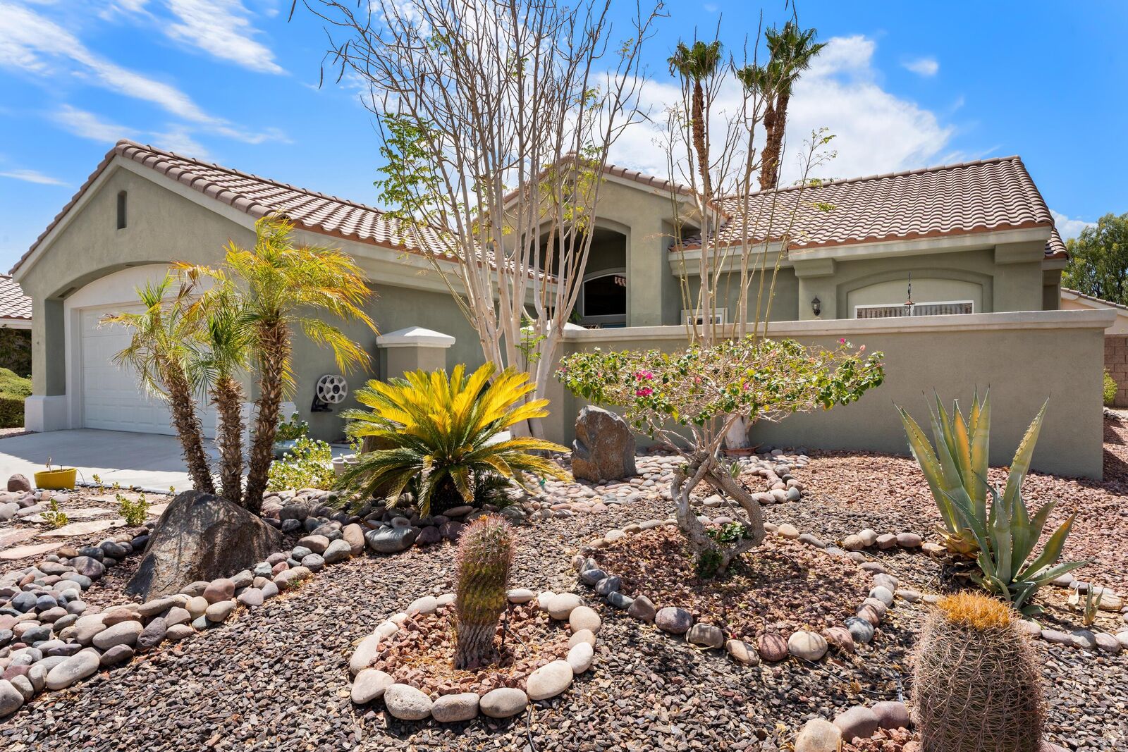 Property Photo: 38563 Bent Palm Drive CA 92211