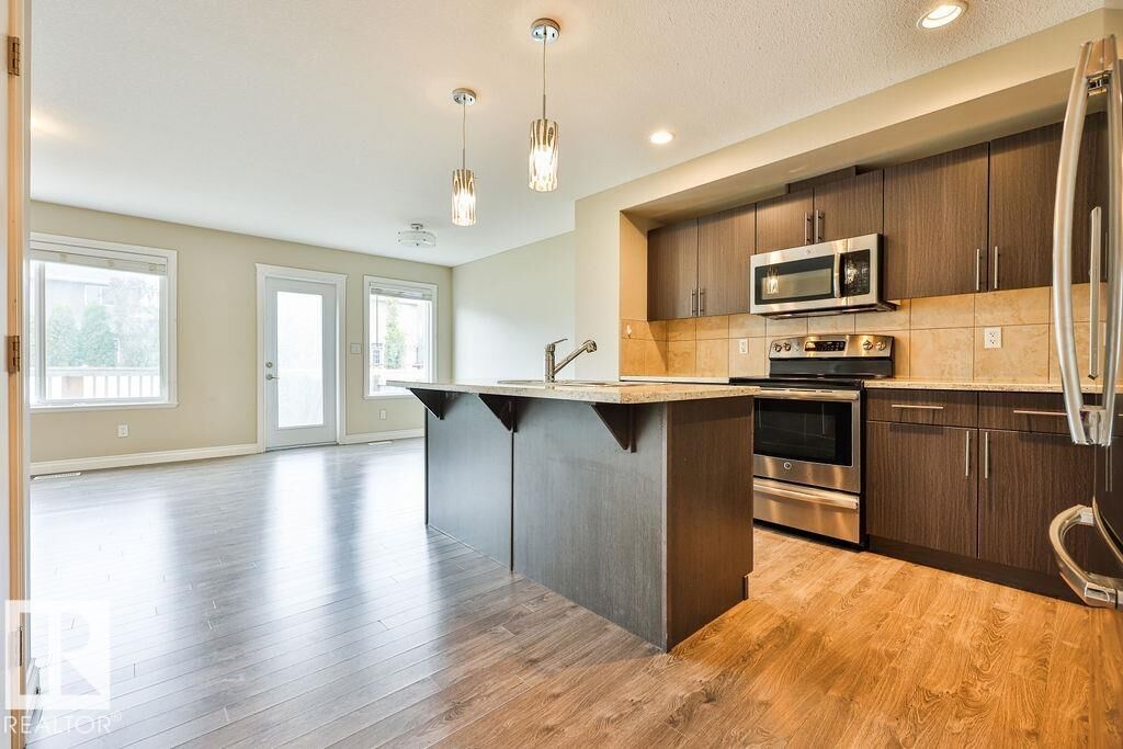 Property Photo:  260 Sturtz Bend  AB T9E 0X4 