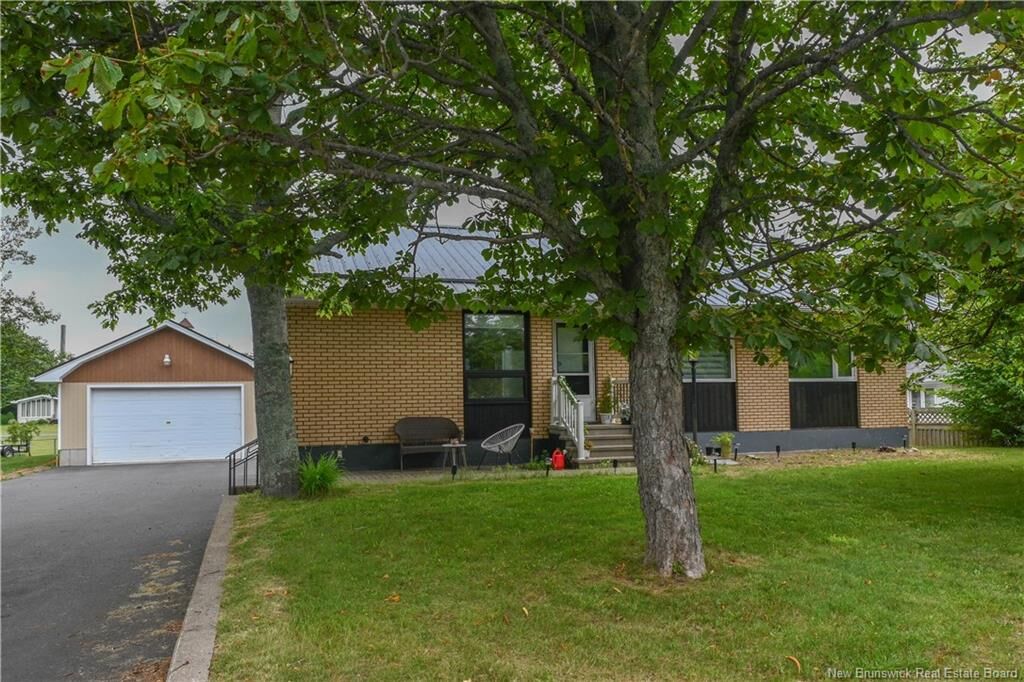 Property Photo:  163 Des Peupliers Street  NB E8S 1J7 