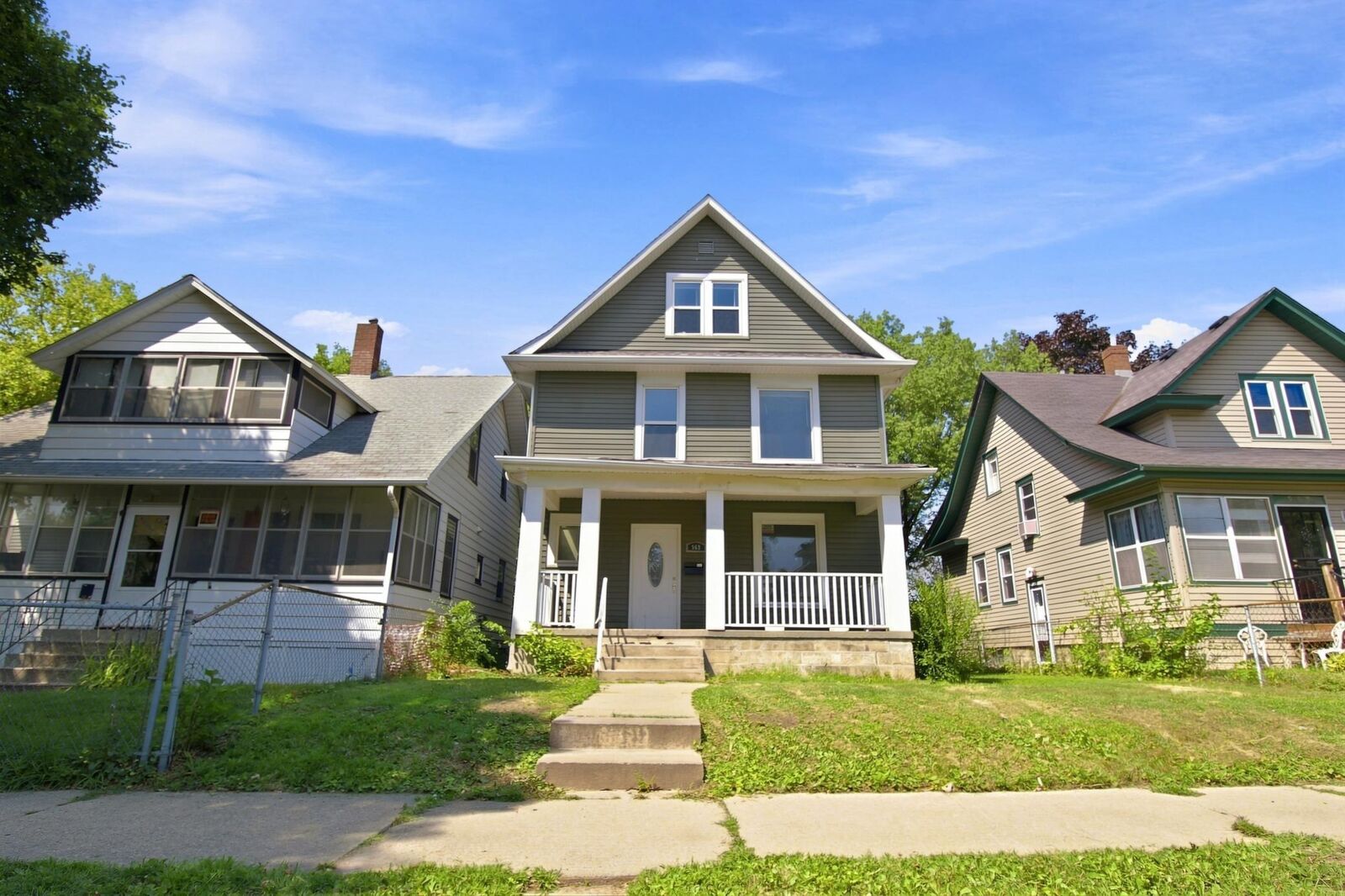 Property Photo: 969 Carroll Avenue MN 55104