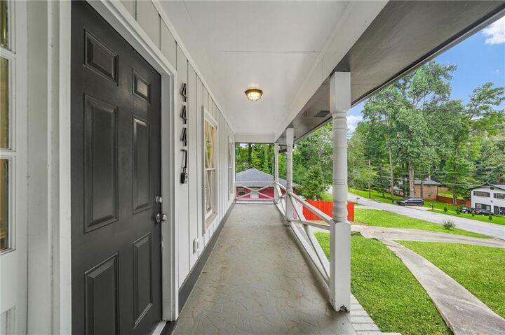 Property Photo: 4447 Lake Breeze Drive GA 30083
