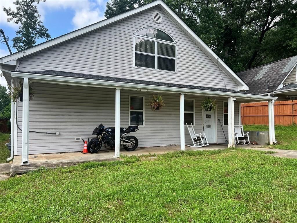 Property Photo:  4004 Campbellton Road SW  GA 30331 