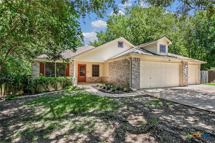 Property Photo:  413 Patton Cove  TX 78602 