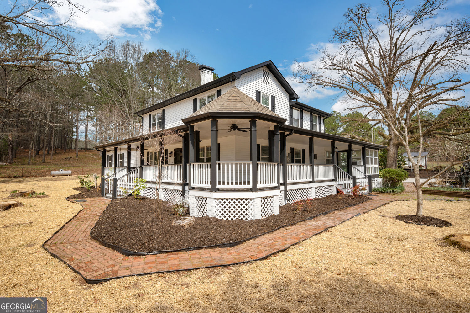 Property Photo:  813 Sandy Creek Road  GA 30214 
