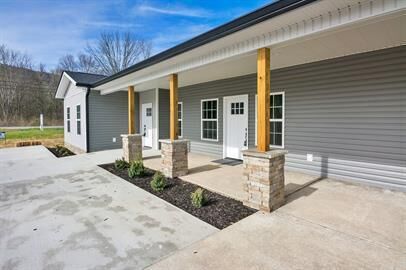 Property Photo:  27 Michigan Lane  TN 37327 