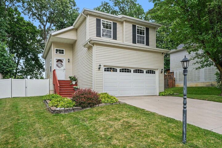 Property Photo:  806 Galway Drive  IN 46385 