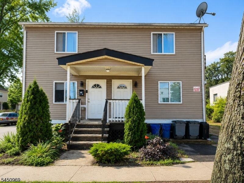 Property Photo:  42 Lake St 1  NJ 07017 