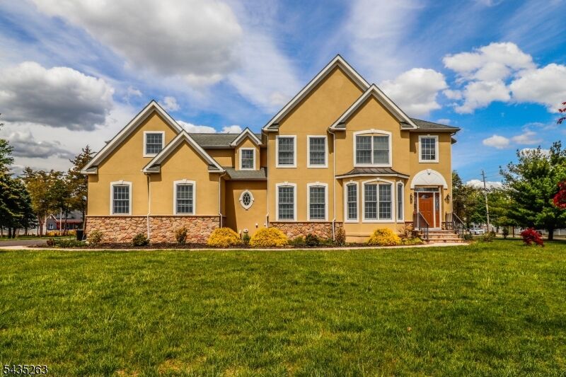 Property Photo: 2 Brenner Ct NJ 08873