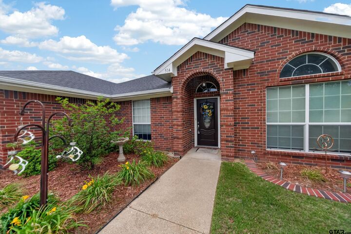 Property Photo: 514 Noah Lane TX 75771