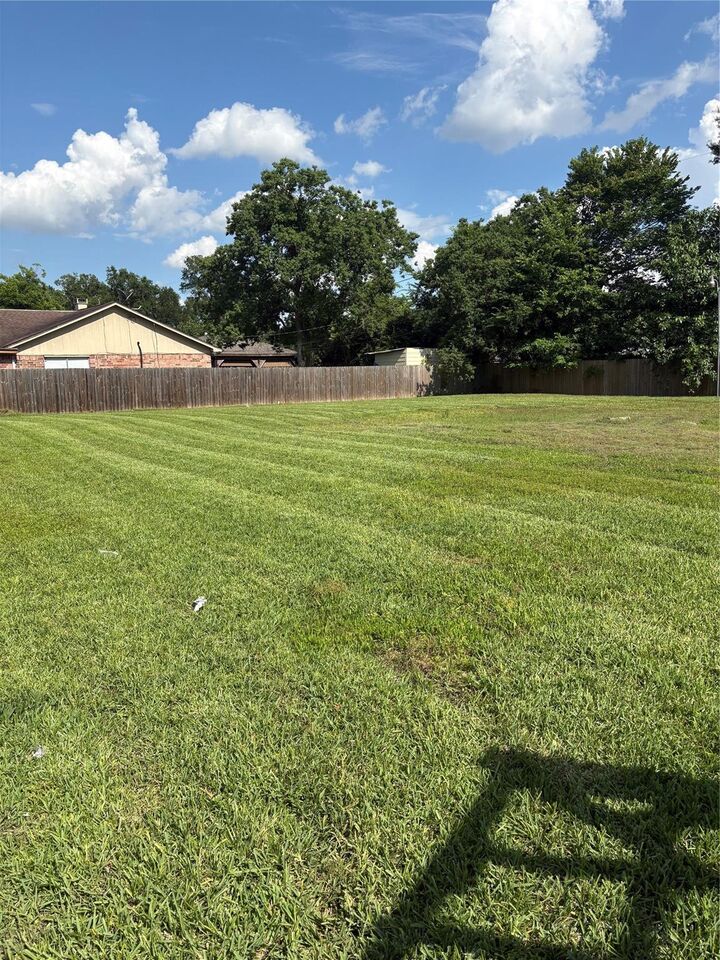 Property Photo:  0 E Nyssa Road Street  TX 77078 