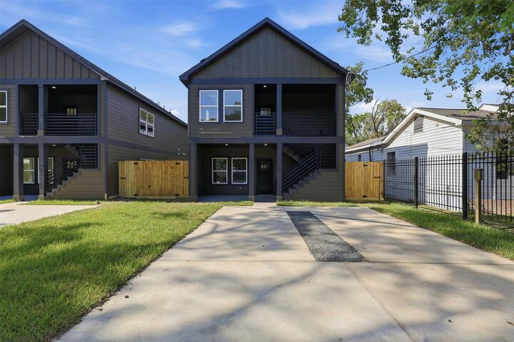 Property Photo: 2516 Lucky Street TX 77088