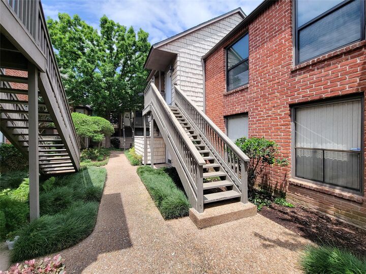 Property Photo: 2829 Timmons Lane 188 TX 77027