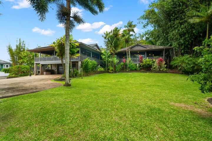 Property Photo: 1328 Ihona Pl HI 96746