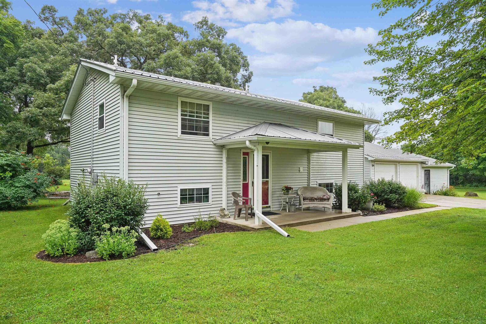 Property Photo:  32679 Cavalier Avenue  IA 52076 