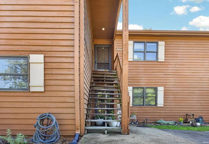 Property Photo:  9611 S Lake Ridge Drive 5  IN 47401 