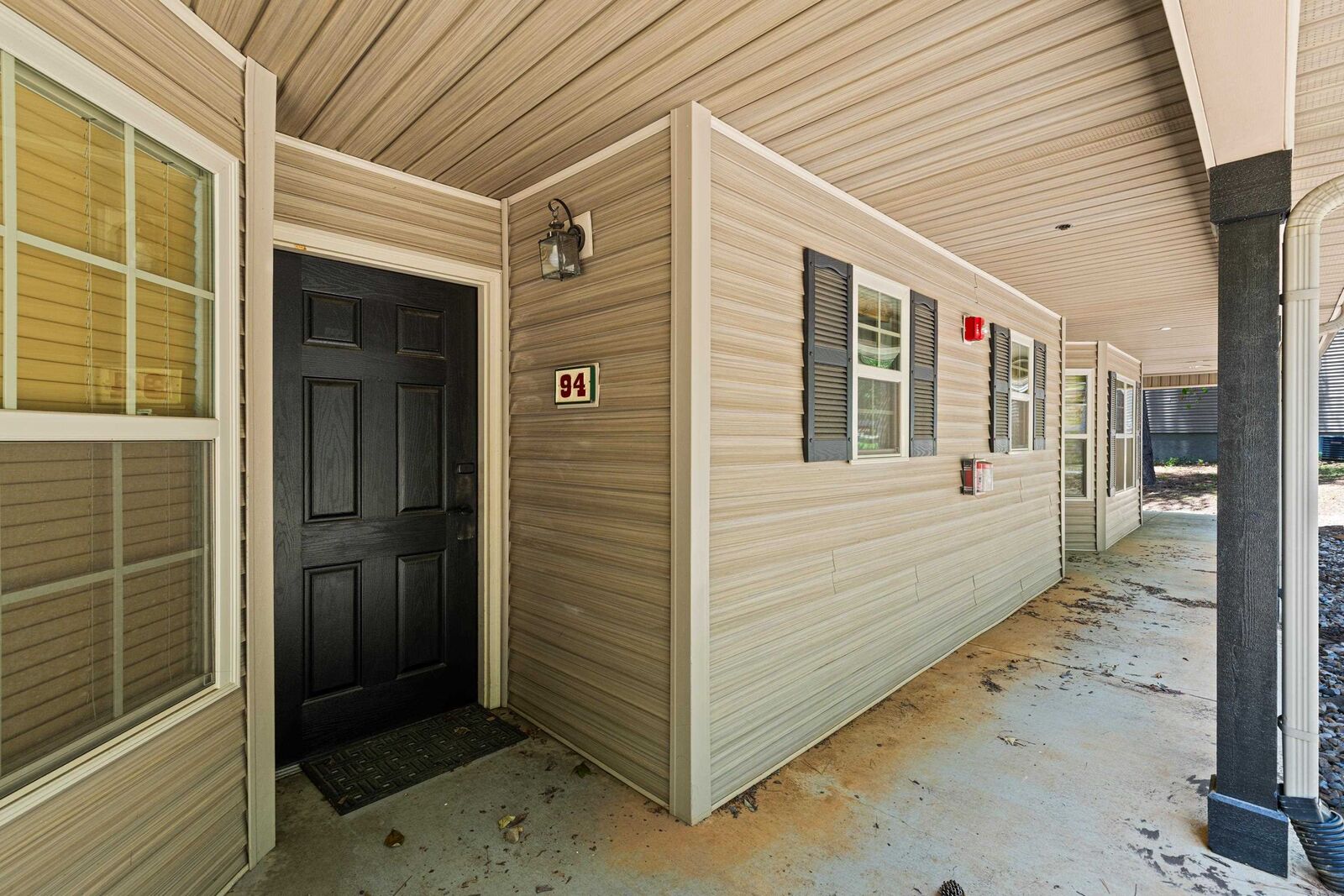 Property Photo: 516 Holly Trail East Unit 94 TX 75765