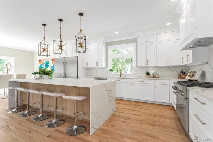 Property Photo:  22 Northern Parkway E  NY 11803 