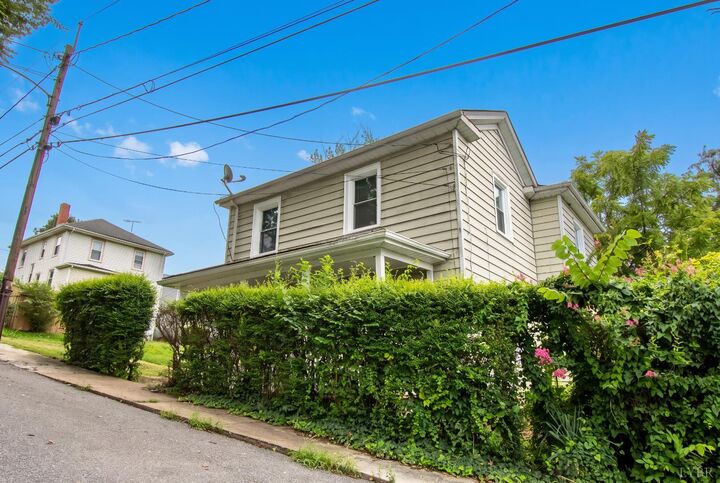 Property Photo: 1928 Cherry Street VA 24504