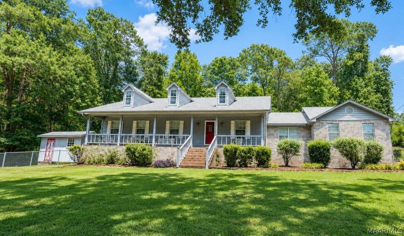 Property Photo: 1581 Redland Road AL 36093