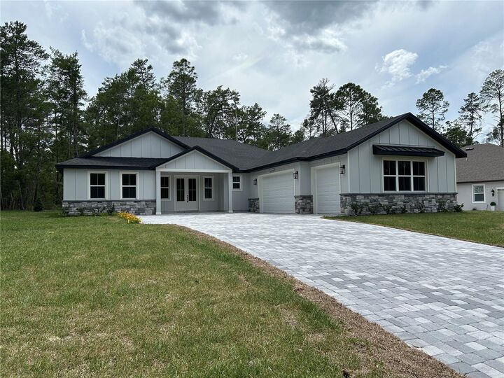 Property Photo:  8208 Nittany Road  FL 34613 